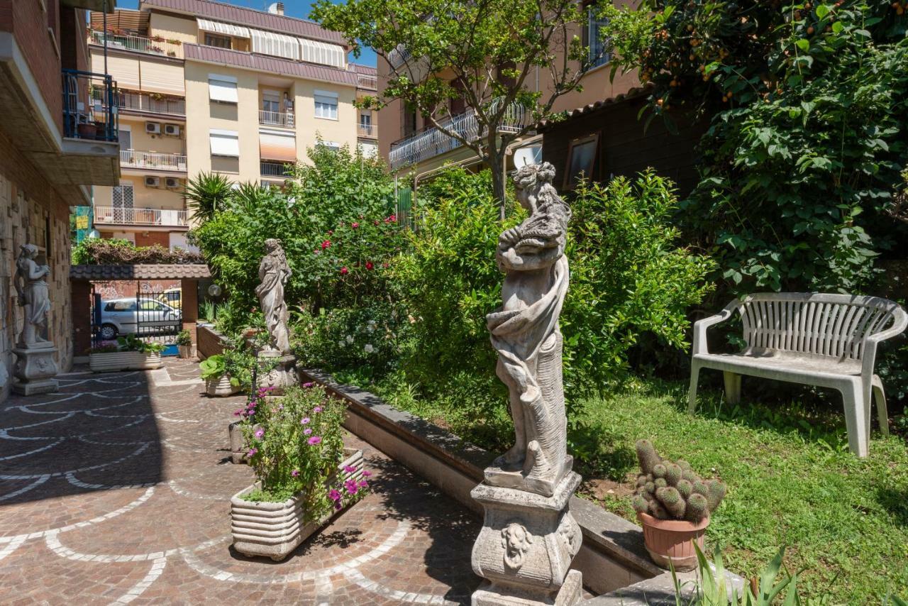 Roma Chic Flat Monte Mario Apartamento Exterior foto